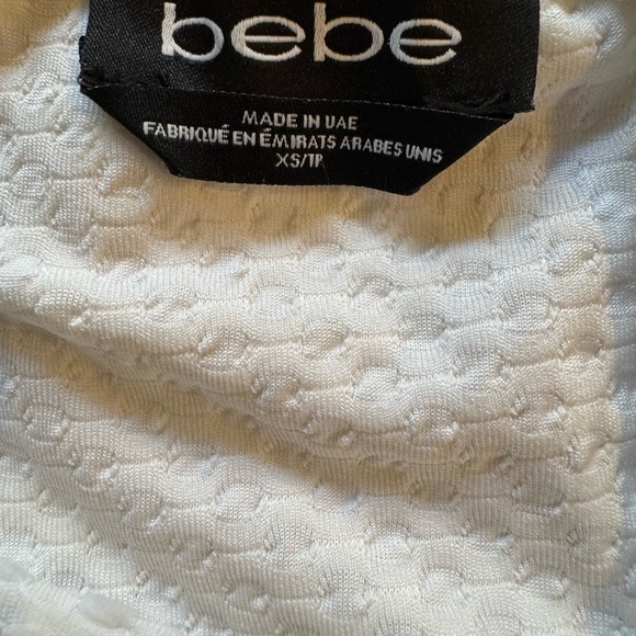 Bebe White Textured Popcorn Crop Top Back Full Zipper (Size XSMALL) - Picture 2 of 7